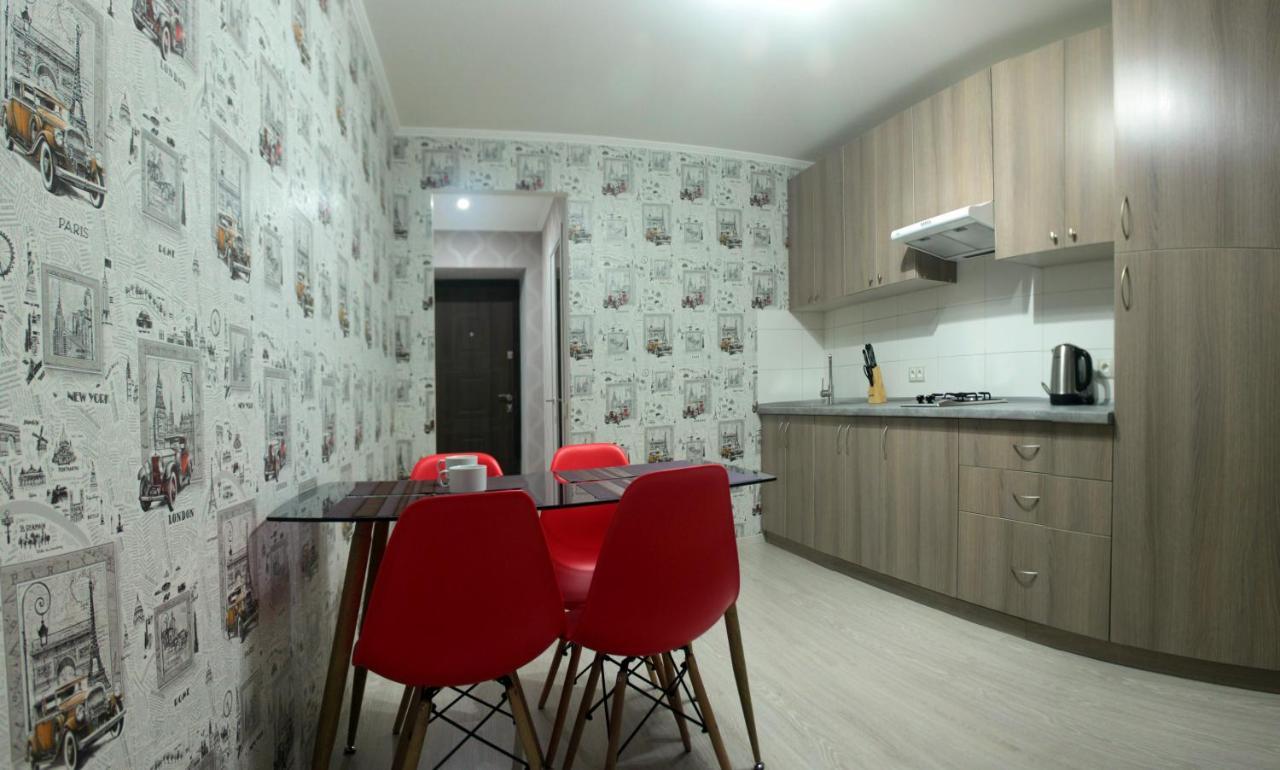 Standard Plus Apartment Poltava Esterno foto