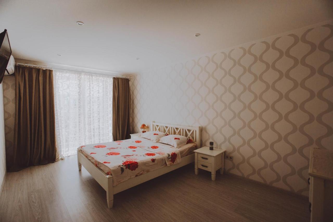 Standard Plus Apartment Poltava Esterno foto