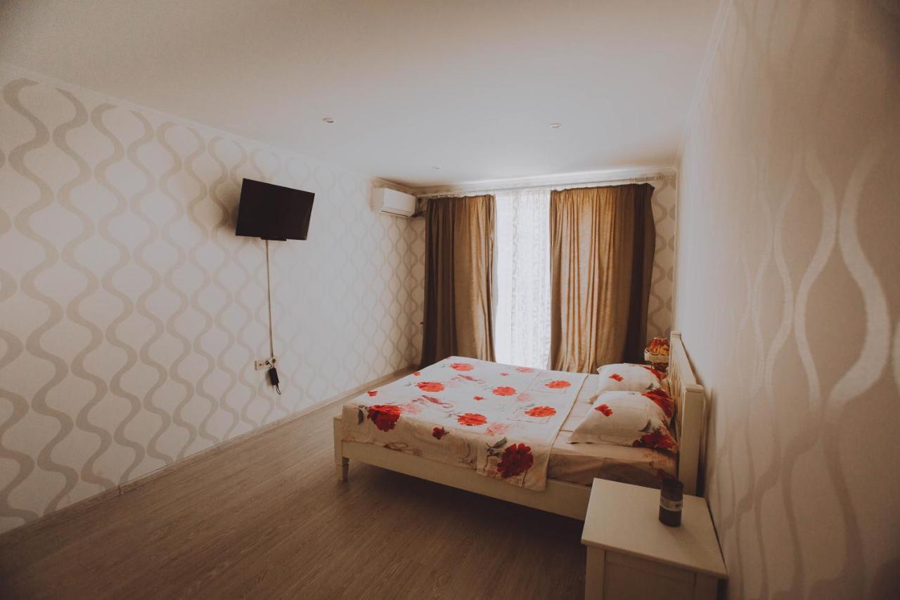 Standard Plus Apartment Poltava Esterno foto