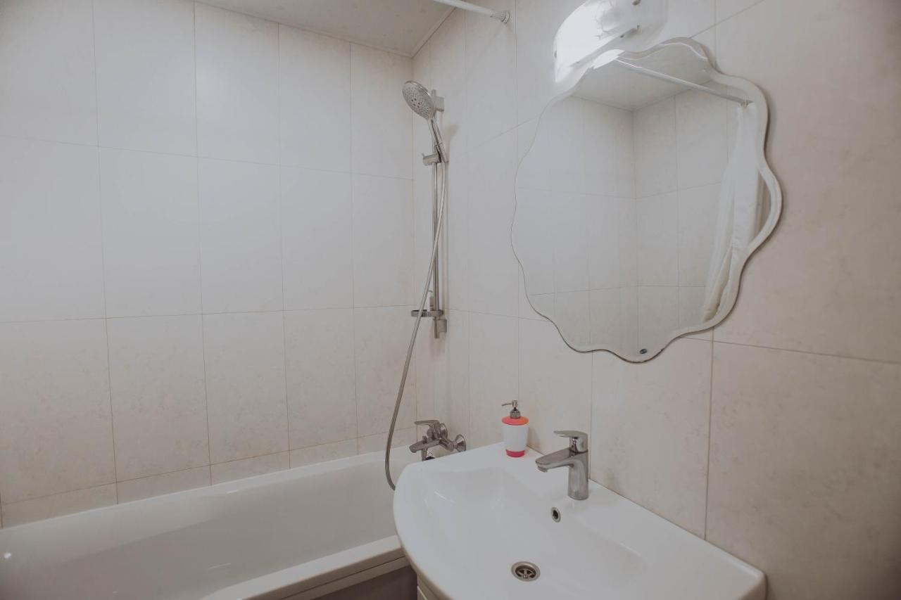 Standard Plus Apartment Poltava Esterno foto